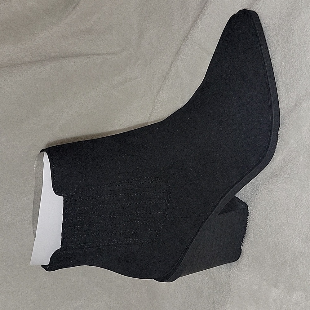 JustFab 2in Black Booties - Picture 2 of 4